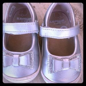 Silver size 4 Stride Rite